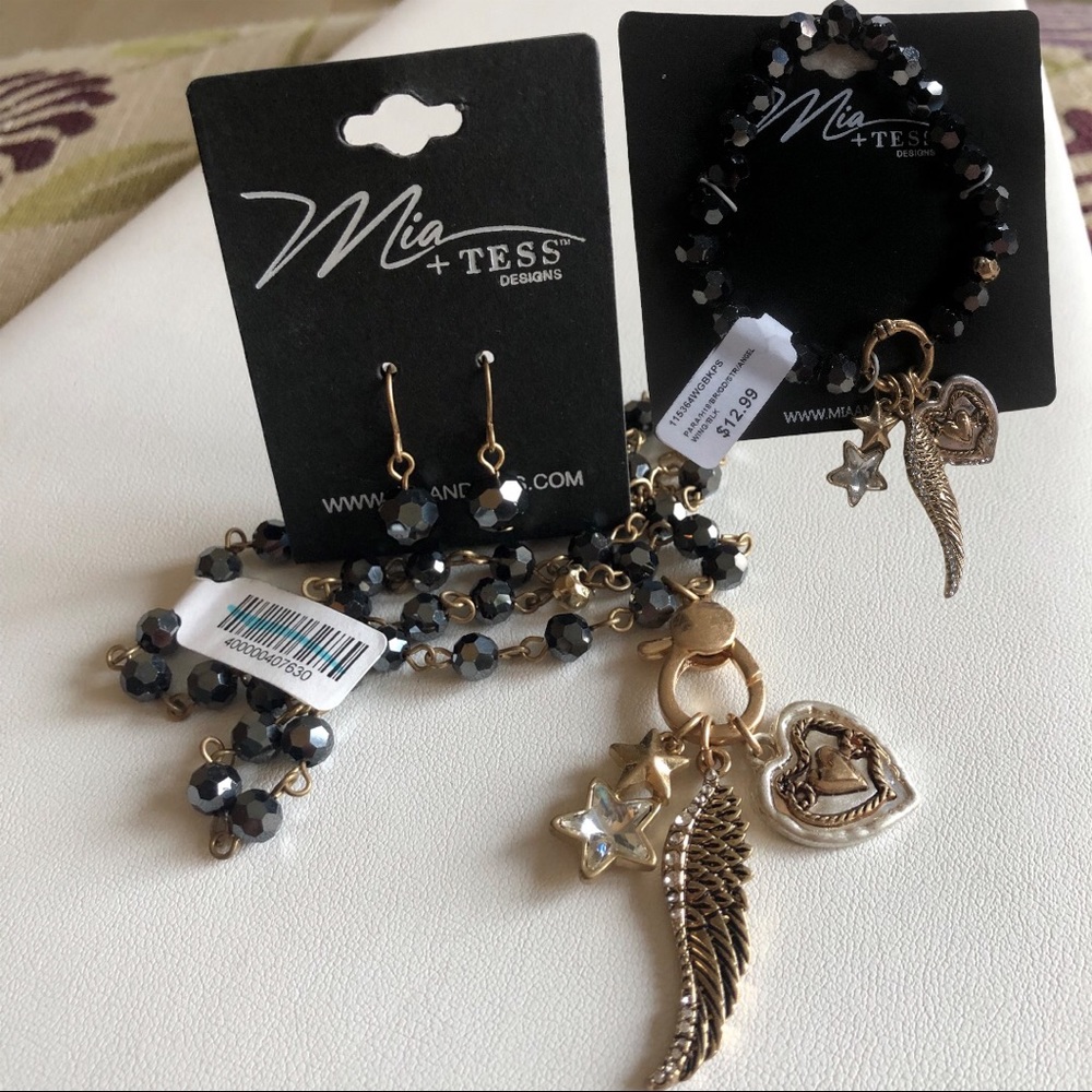 NEW 3 PC Matching Set “Angel” Theme Necklace, Earrings + Bracelet Goldtone